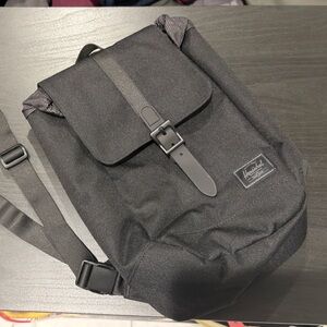 Herschel Retreat Sling Bag